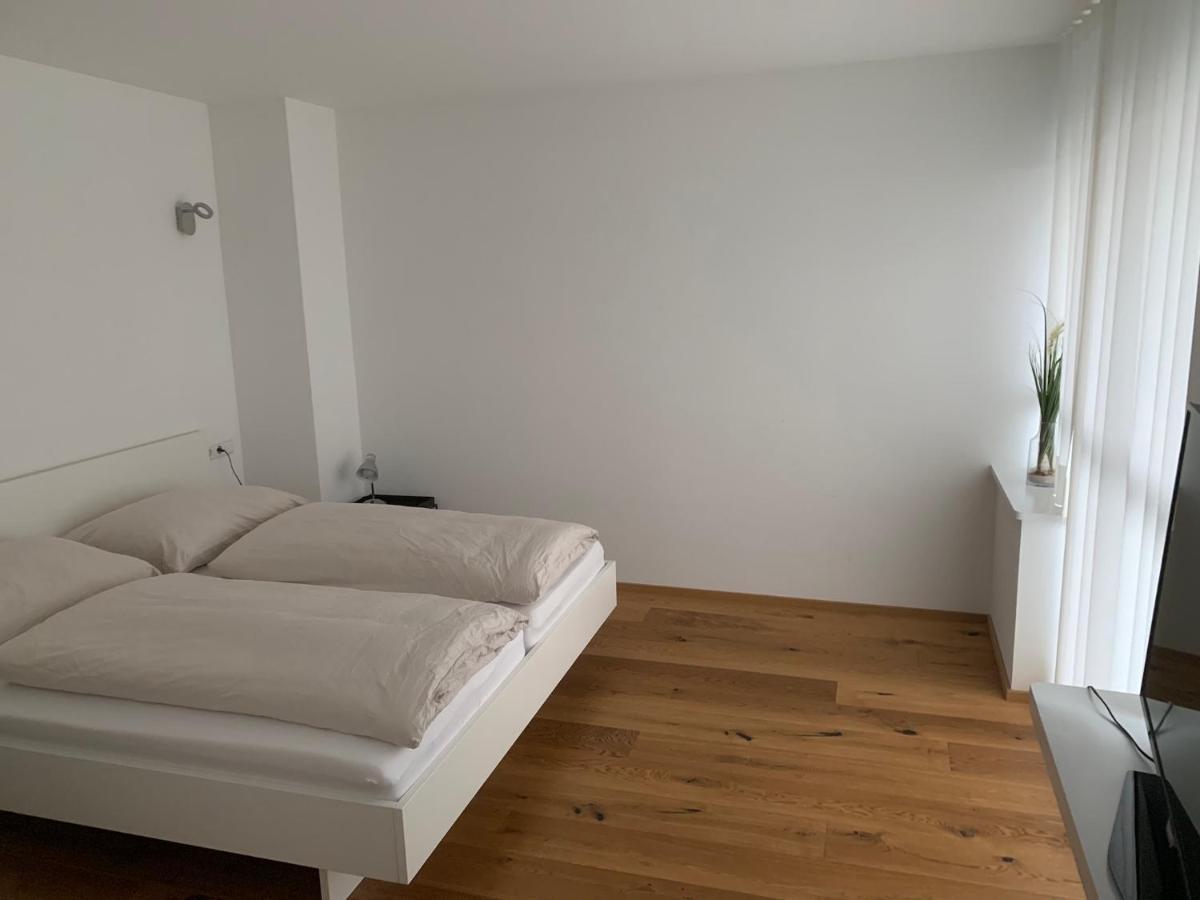 Zimmer & Appartements Am Schlossplatz Hohenems Buitenkant foto
