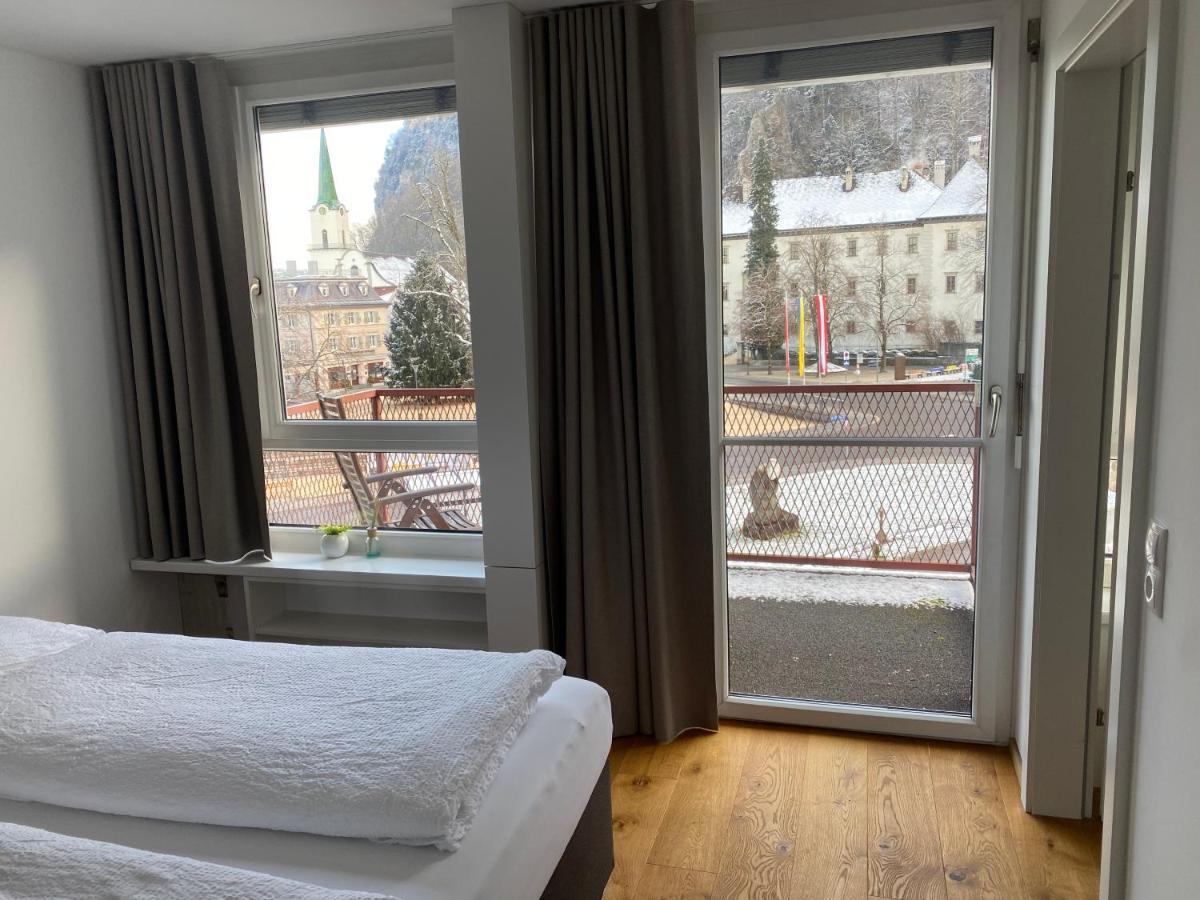 Zimmer & Appartements Am Schlossplatz Hohenems Buitenkant foto