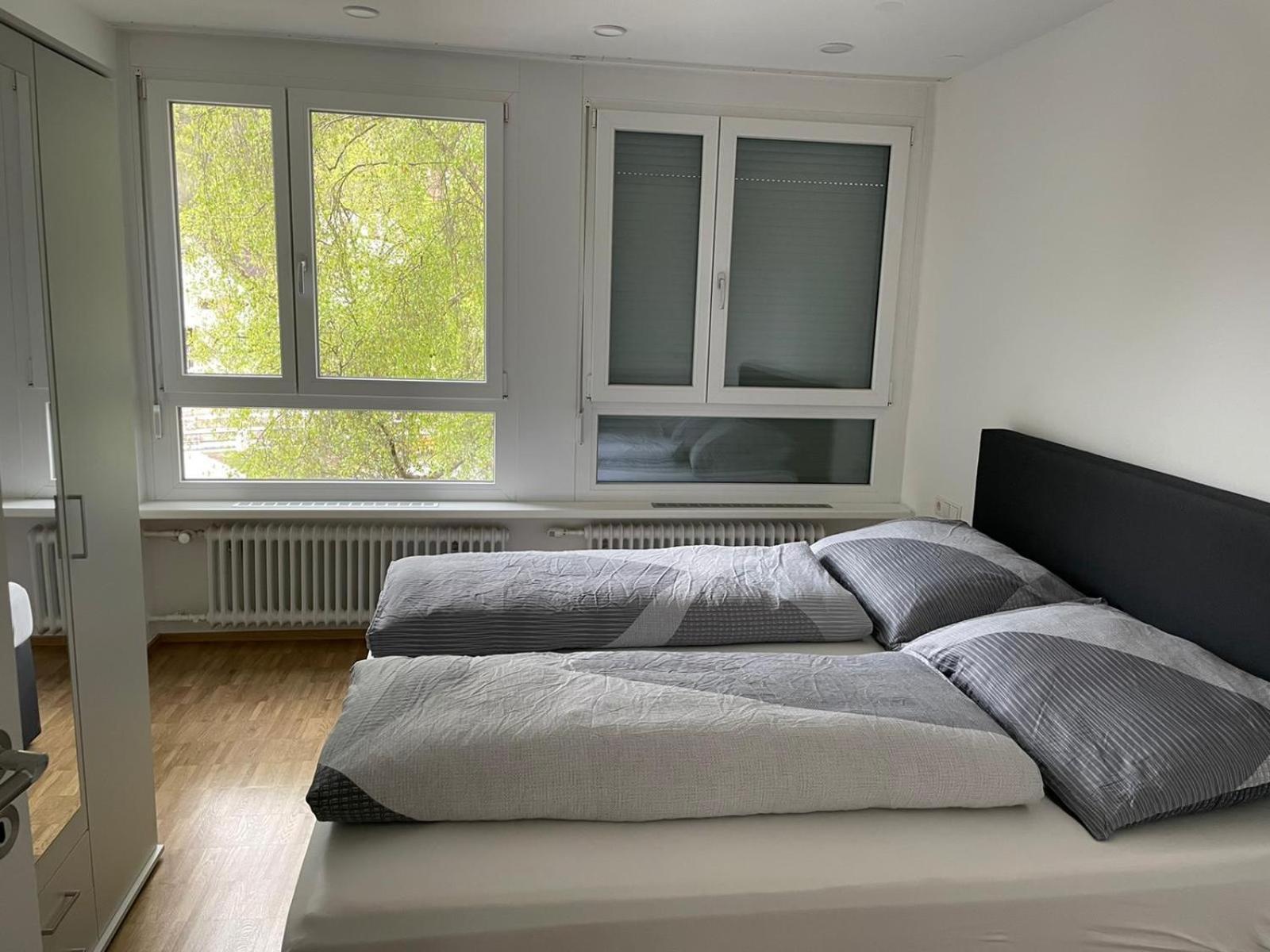 Zimmer & Appartements Am Schlossplatz Hohenems Kamer foto
